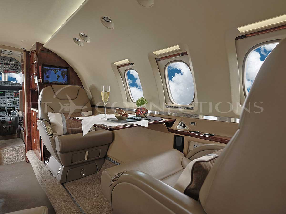 jet_connections_n800uw_hawker800xp_5_november2025