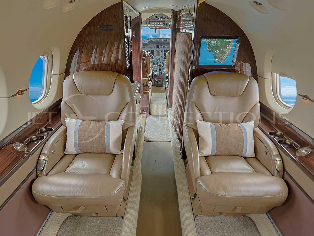 jet_connections_n850ux_hawker800xp_5_november2025