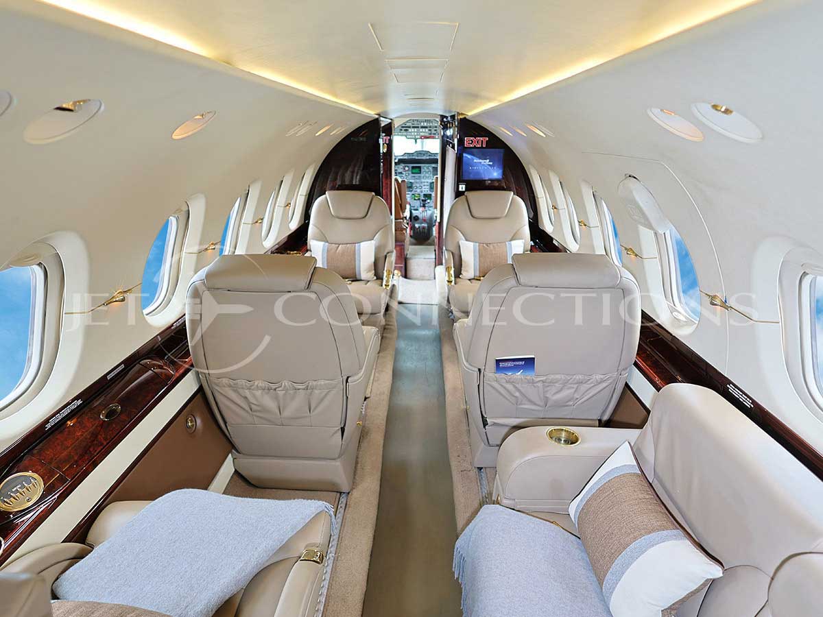jet_connections_n850xm_hawker800xp_3_november2025