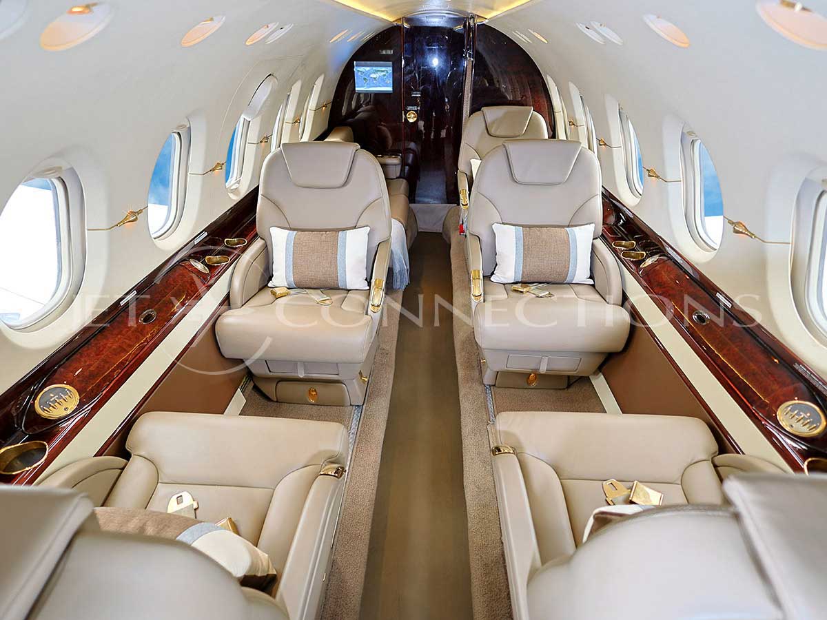 jet_connections_n850xm_hawker800xp_5_november2025
