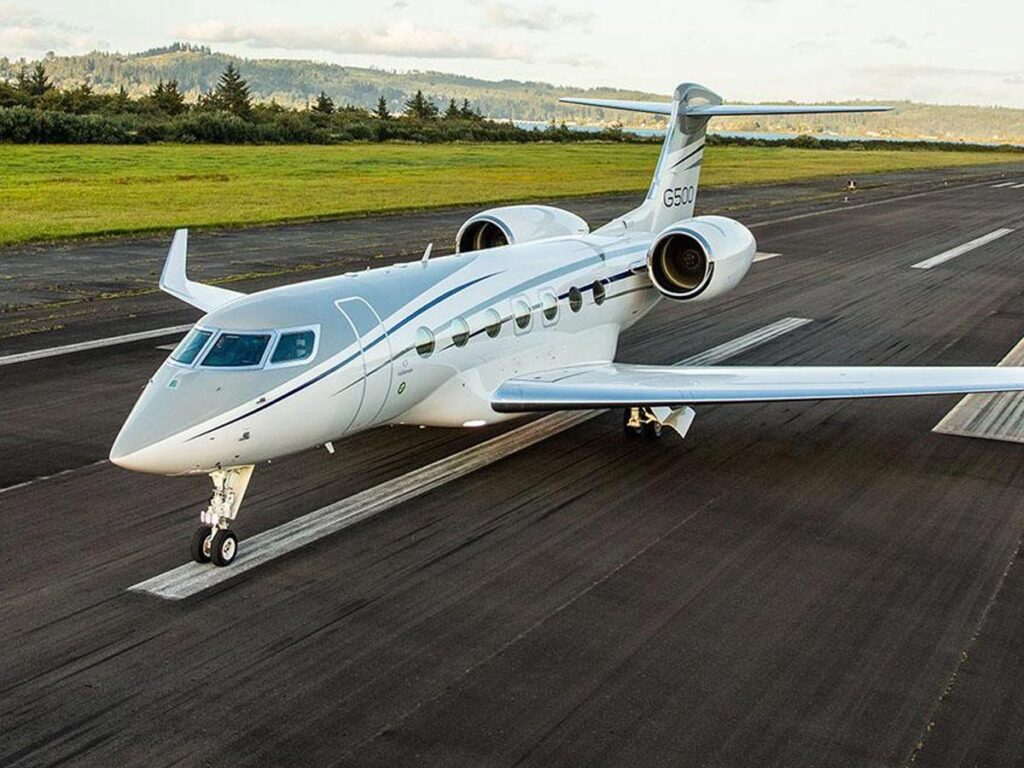 A very light private jet